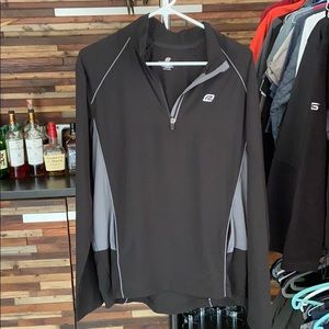 Road Runner half zip pullover